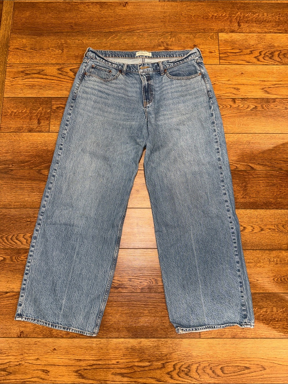 Abercrombie Low Rise Ultra Loose Jeans